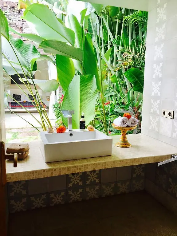 Elegant Villa Casabianca - Tropical Pool & Garden, Near Potato Head Beach Club! Seminyak  Seminyak (Bali)